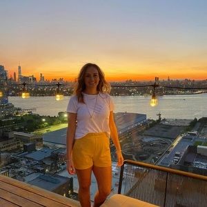 Meet your Posher, Rochelle